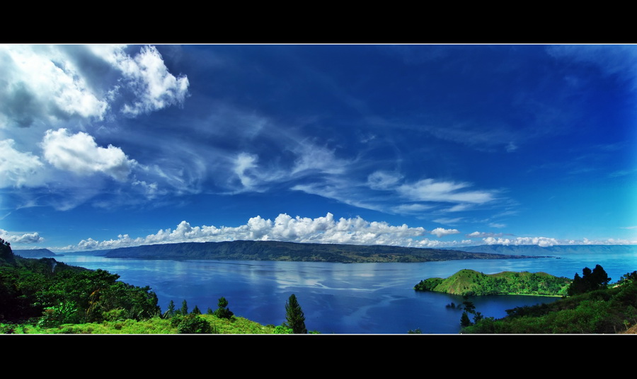 Download this Panorama Tanjung Unta picture